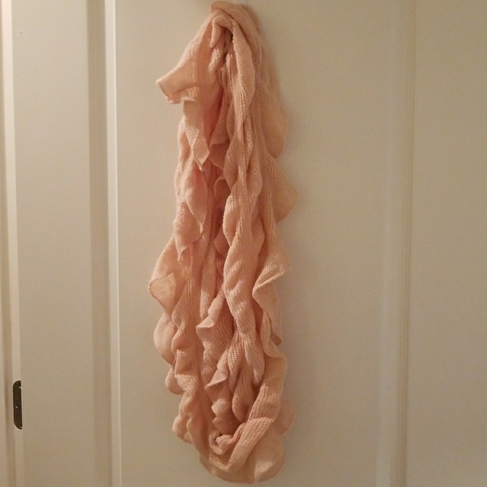 Ruffled scarf